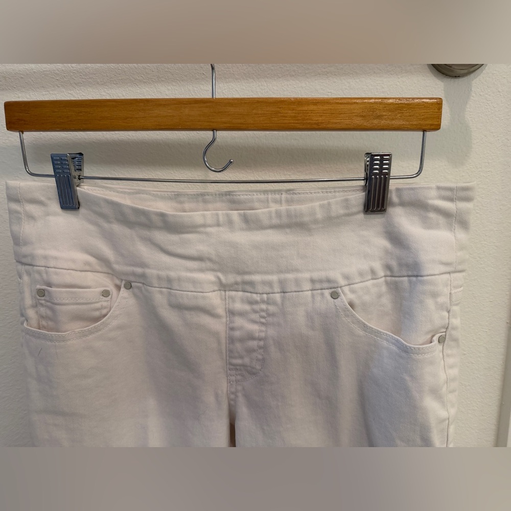 Jag Jeans - Pull On Sleek White Jeans, Size 10 - Picture 5 of 13